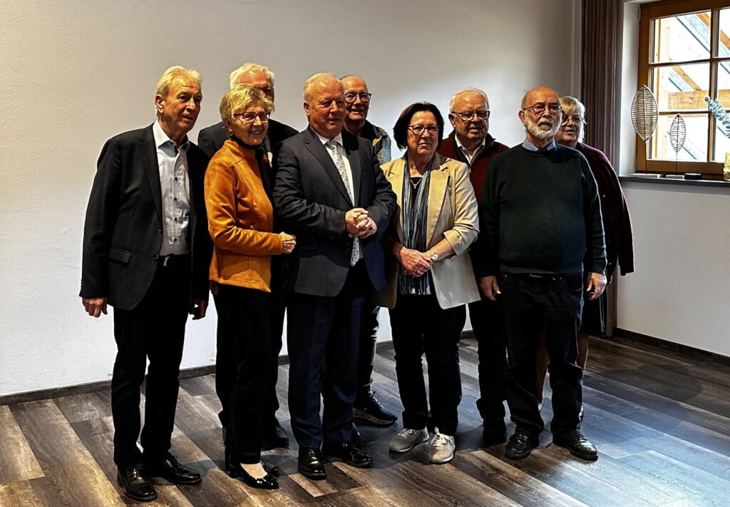 Die neu gewählten Mitglieder des Bezirksvorstandes